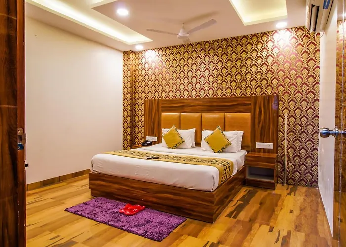 Olivia Entrance Delhi Airport Mahipalpur Hotel New Delhi